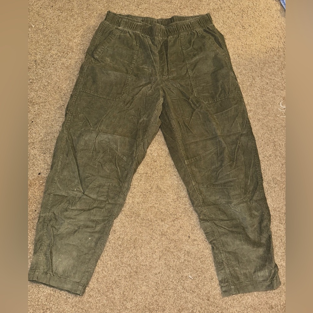 Old Navy Men's Corduroy Pants in Olive